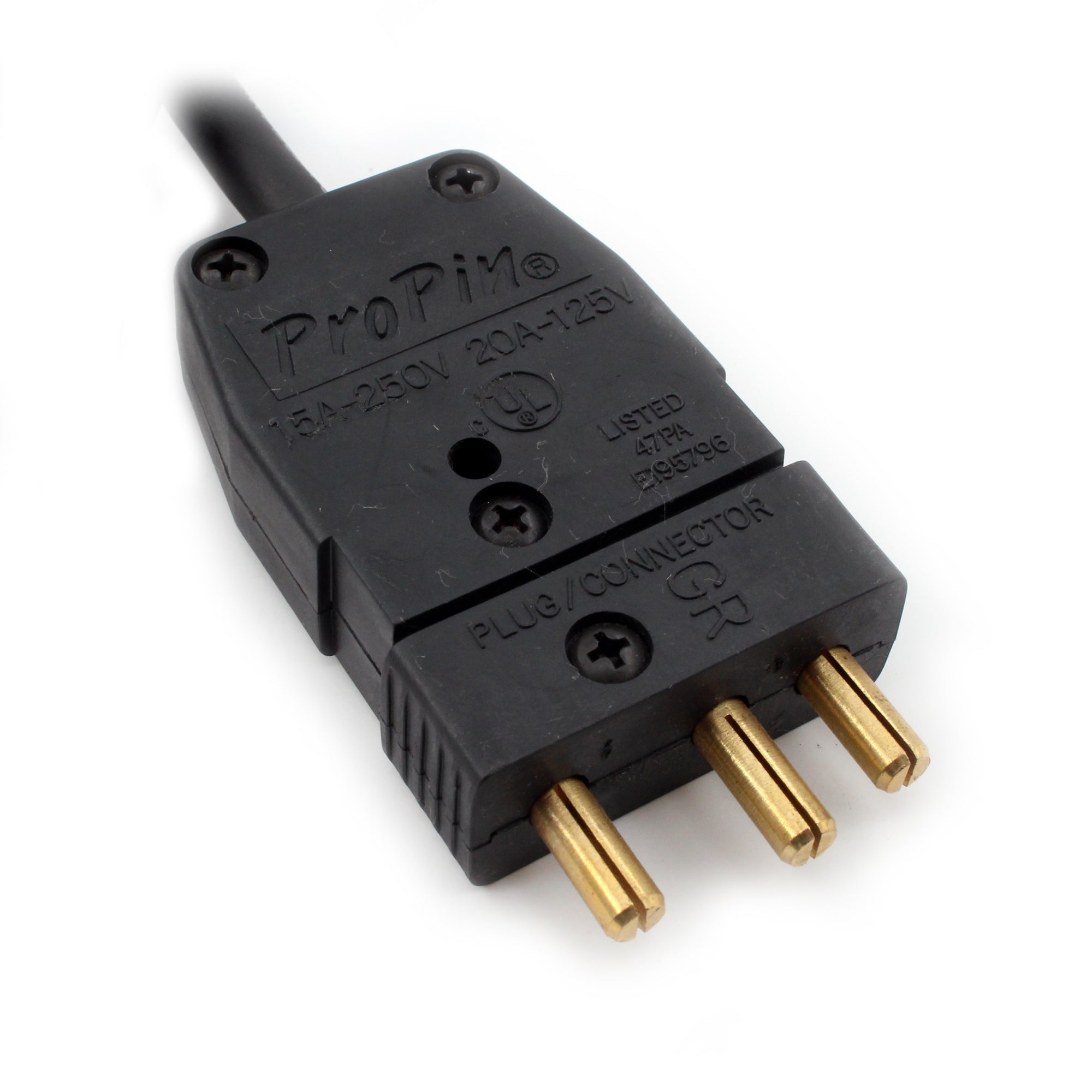 Neutrik, CÂBLE DE RACCORDEMENT, NEUTRIK NAC3FCA VERS PROPIN 3-PIN POWER PLUG, 20A 125V, 4'.